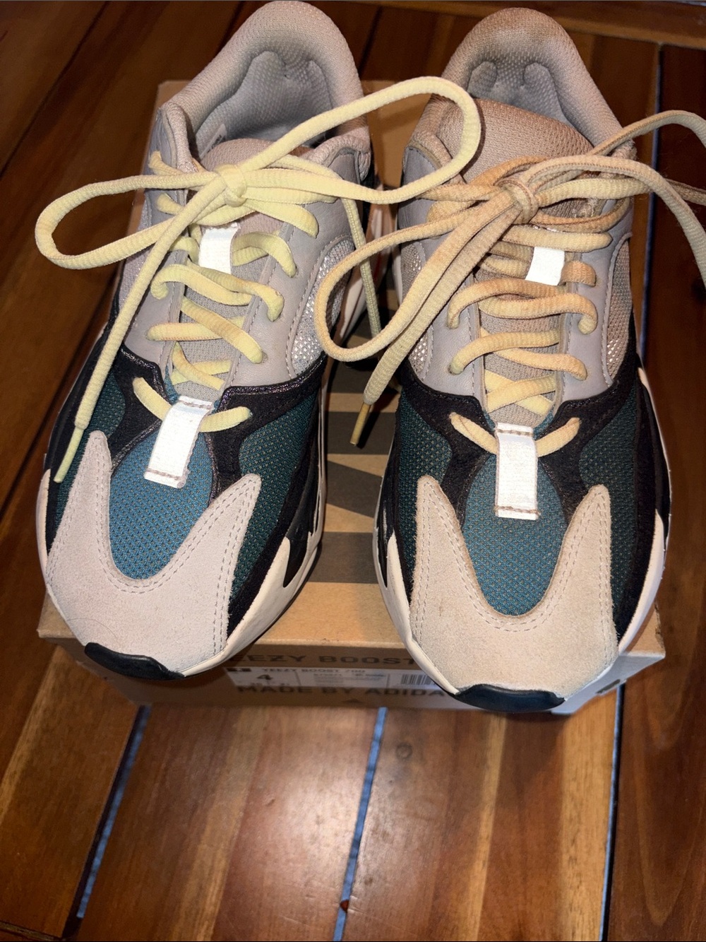 Adidas Yeezy Boost 700 "Wave Runner" Sneakers Gray & Black US 4